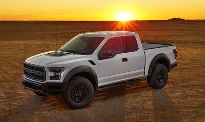 2017 Ford F-150 Raptor reveals its might!