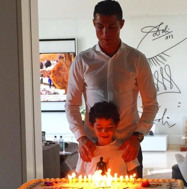 Cristiano Ronaldo taking over the social media in 2016