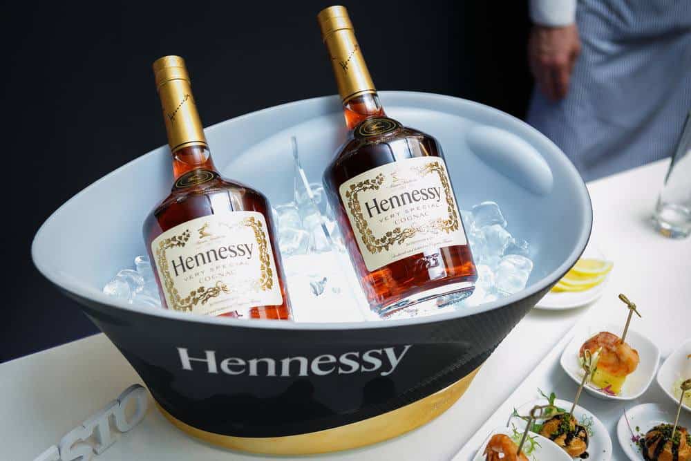 How to Properly Serve Hennessy Cognac – 2023 Guide