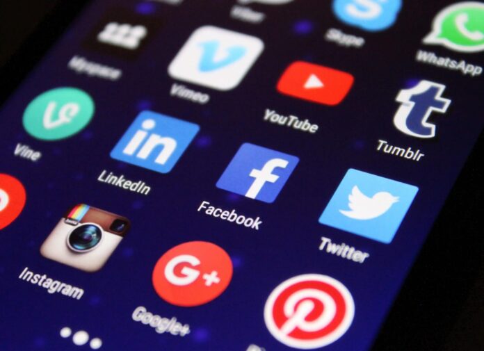 Why Social Media Is So Popular