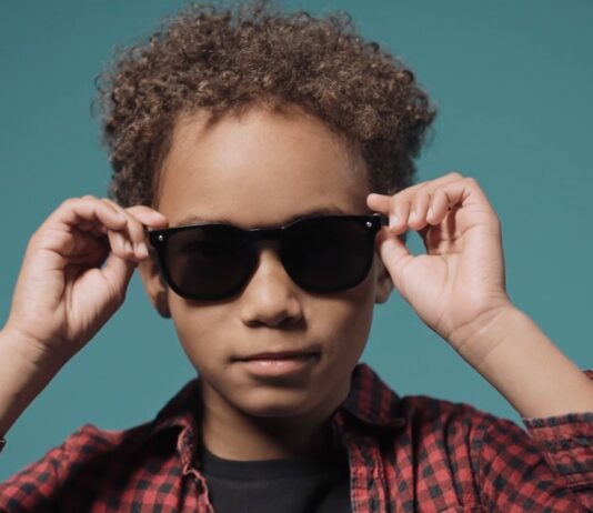 kid with sunglasses